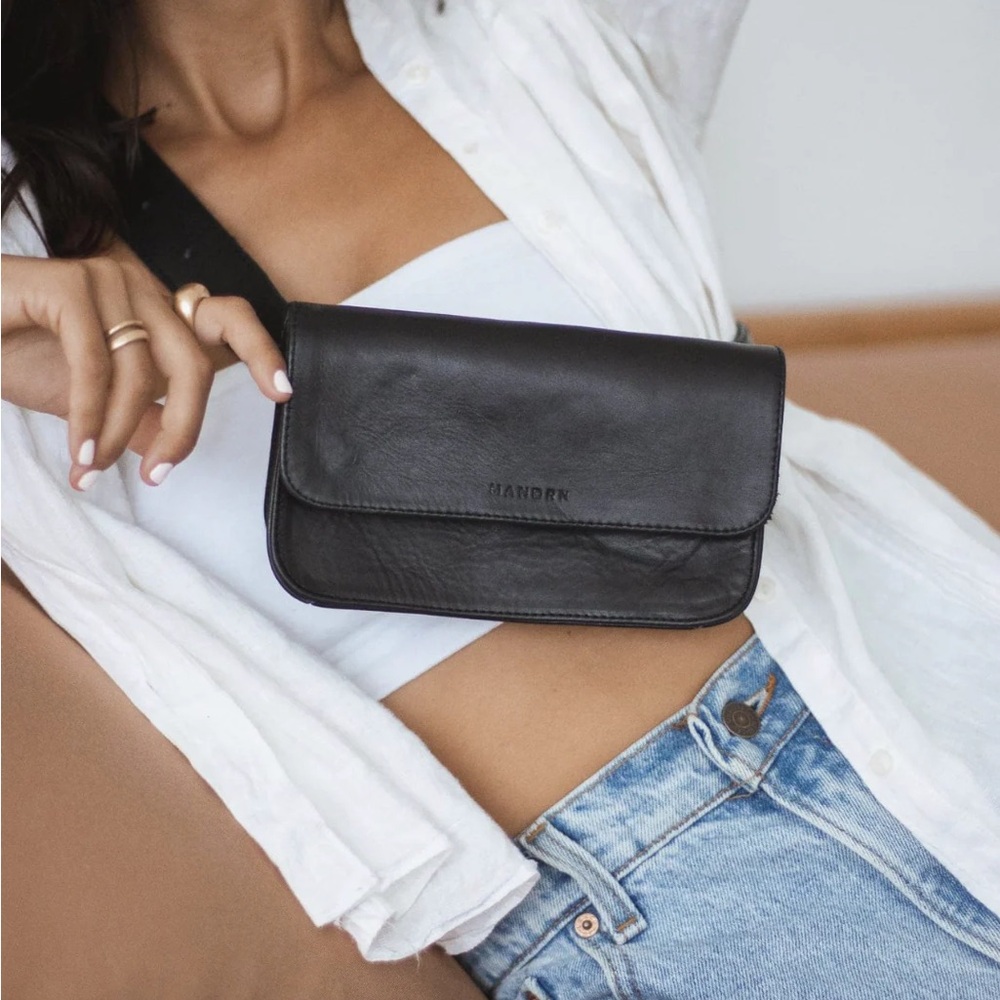 Mandrn leather belt bag. NWT
